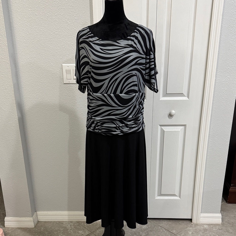 Enfocus Studio Black and Gray Zebra Print A-Line Dress